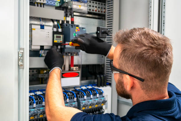 Best Local Electrician Companies  in Bloomington, CA